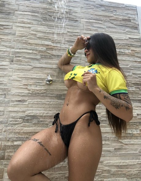 Isa Miller schöne sexy bild