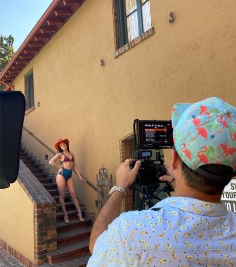 vollbusige milf onlyfans erotische porno bilder