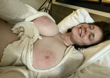 ebenholz-trans-onlyfans erotische nacktheit archiv