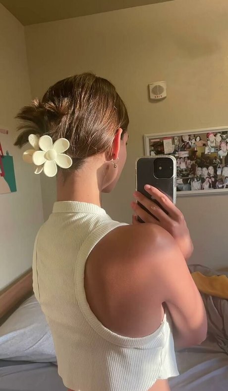 Laneya Grace hübsche nette bilder