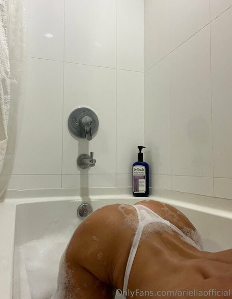 Ariella Moreno xxx erwachsene galerien