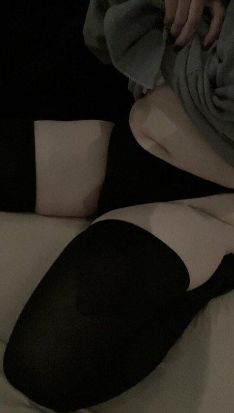 pxppycorpse nackt heiße bild