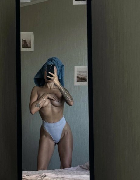 Arinawhynot model nette foto