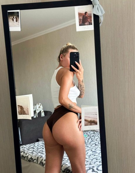 Arinawhynot heiße pornostar galerie