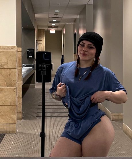 Ayshia Schisel sexy kostenlose galerien