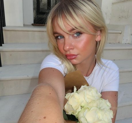 rothaarige deepthroat onlyfans exklusive kunst foto