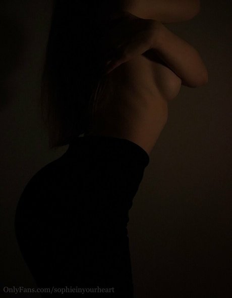 sophieinyourheart porno sexy bild