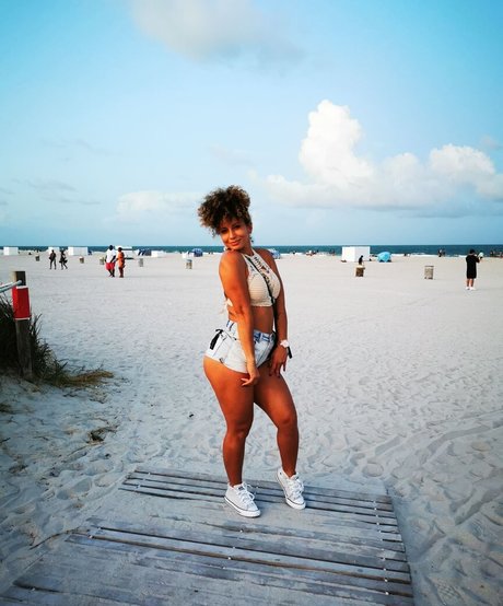 weibliche masturbation nur fans kostenlose schöne archiv