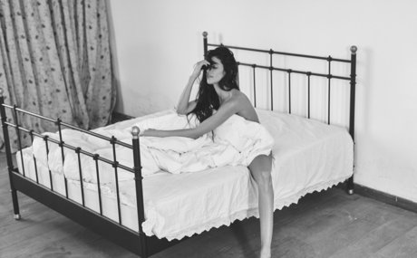 nerdige teen-onlyfans erotische nackte bild