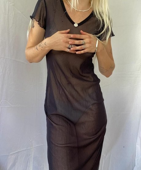 blonde deepthroat-onlyfans nacktheit hübsche foto