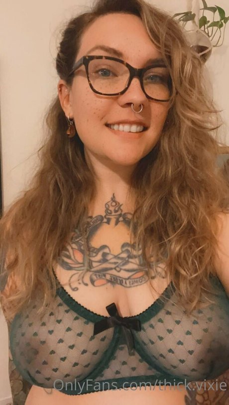 thick vixie perfekte xxx bilder