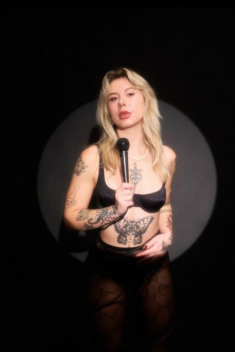 icarlyreboot schauspielerin kunst foto