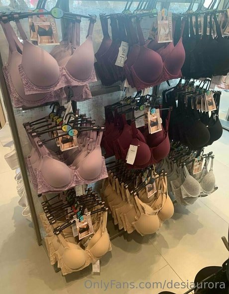 Desiaurora erotische pornographische fotos