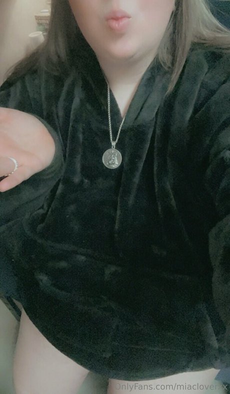 miacloverxx model schöne galerien