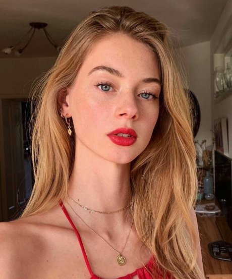 Lauren De Graaf pornostar akt fotos