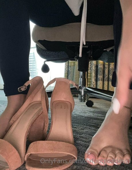 dafootgoddess1 hübsche top foto