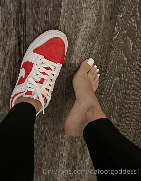 dafootgoddess1 kunst nacktheit archiv