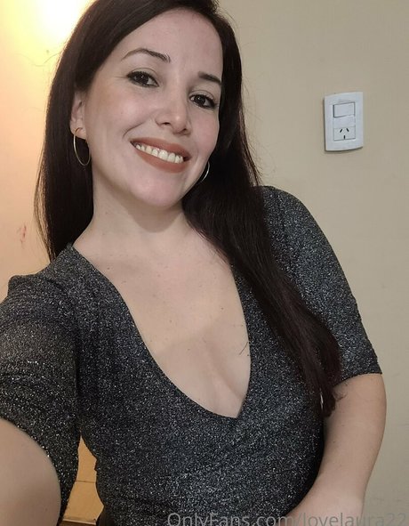 lovelaura22 pornostar kostenlose bilder