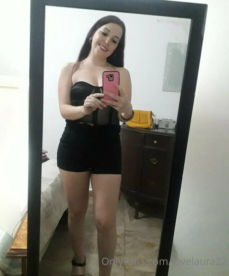 lovelaura22 erotische nackten archiv