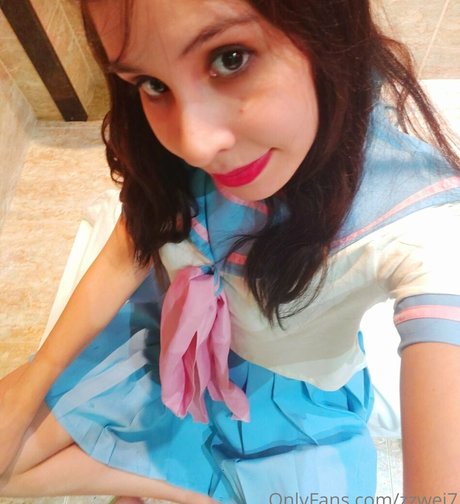 zzwei7 schauspielerin sexy galerien