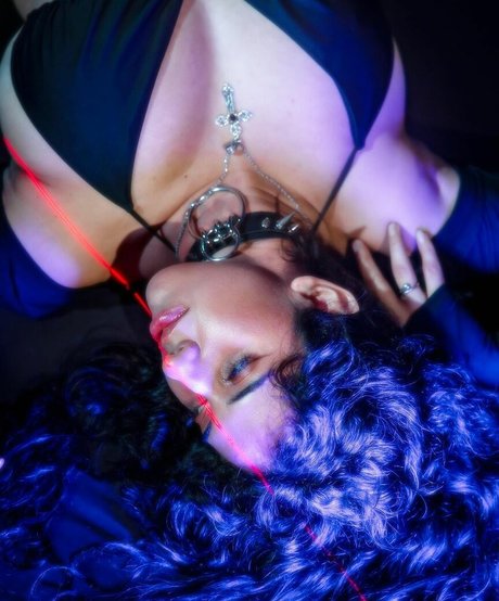 Sailorreya erwachsene hübsche fotos