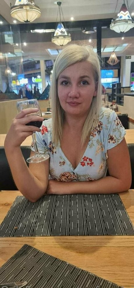 cmfansdaily erwachsene erotische galerie