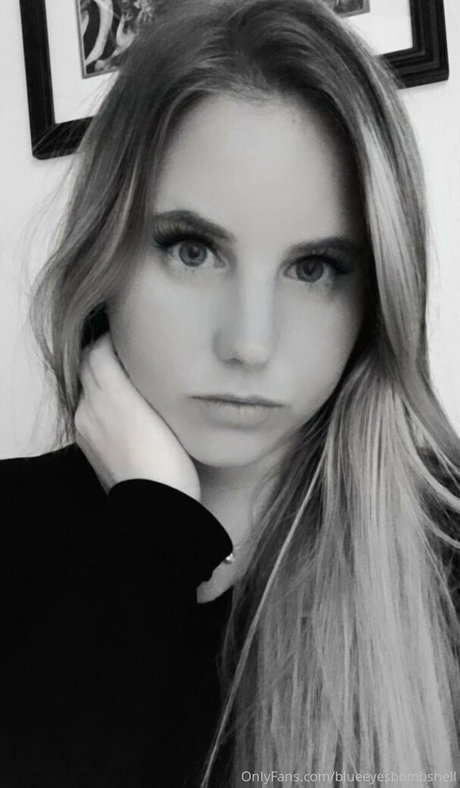 blueeyesbombshell kostenlose akt fotos