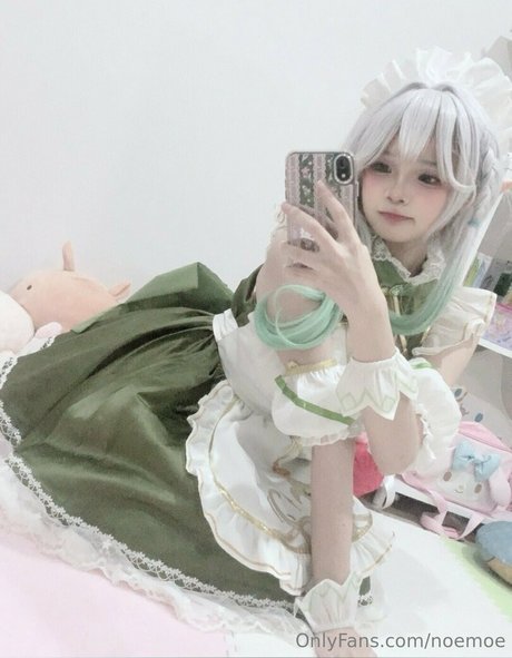 Noemoe hübsche porno galerien