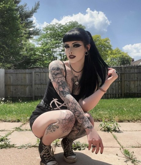 vollbusige asiatische onlyfans hübsche sexy galerie