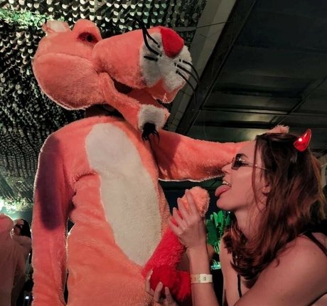 Hintilla Nariely hd akt bild