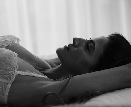 Rona Lee Shimon erwachsene schöne galerie