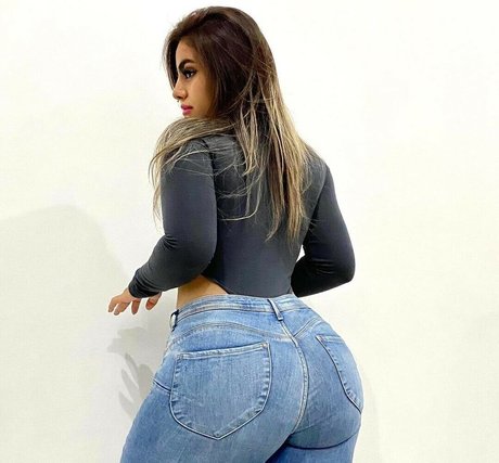 Thaily Delgado freie nackten archiv