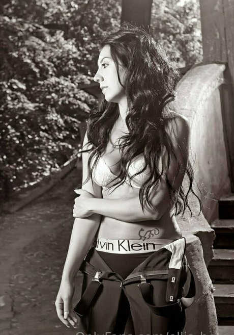 ellis benz porno nackt foto