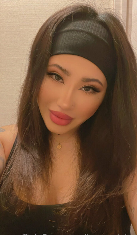 asiatisches teen solo onlyfans hd nacktheit bild