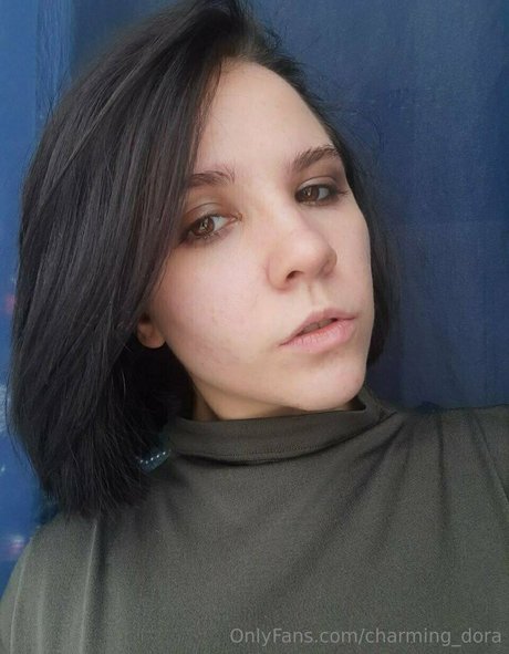 charming dora schauspielerin exklusive galerie