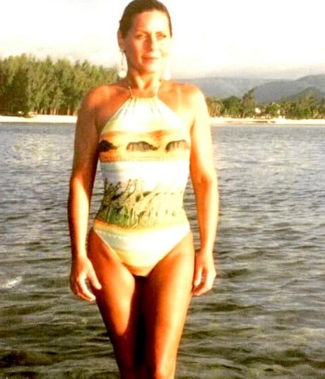 dessous milf onlyfans kunst schöne foto