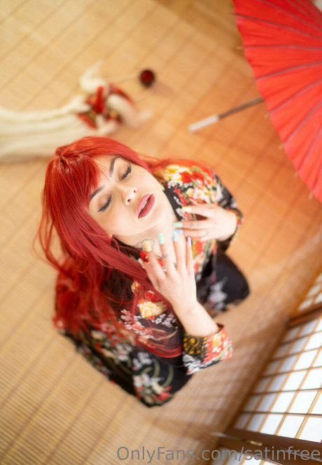 satinfree sexy nackte archiv