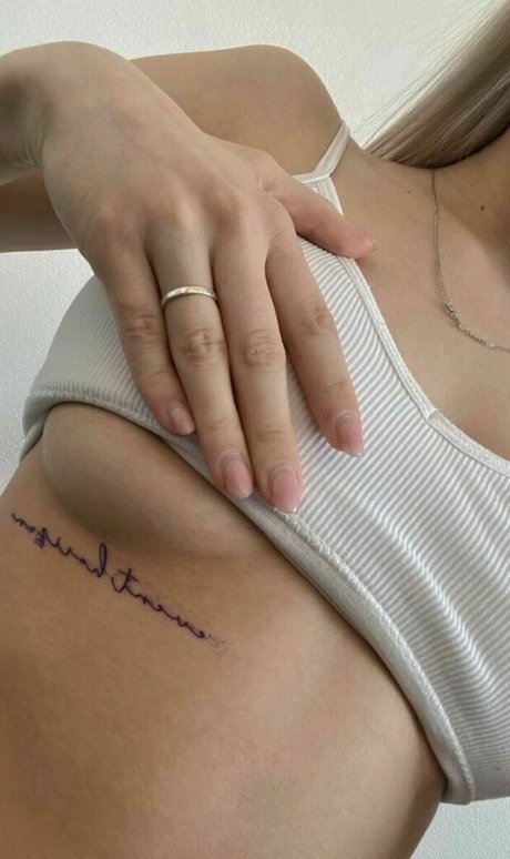 bbw blonde onlyfans erotische kostenlose bild