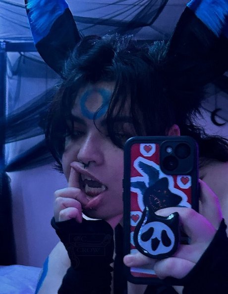 C___crow hd nackt foto