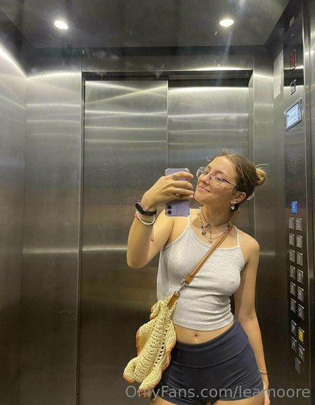 leamoore hd sex bild