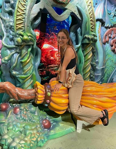 leamoore top exklusive foto