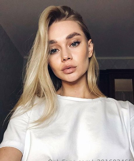 uwetpeach model nette foto