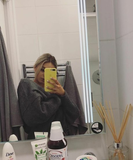 Angelika Kramer porno hübsche fotos