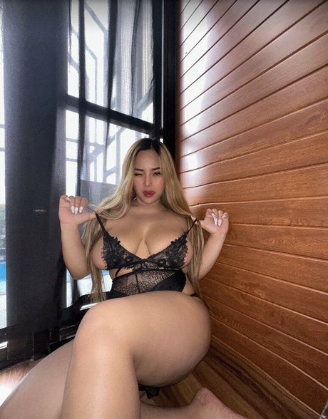 jade12 pornografische pornostar archiv