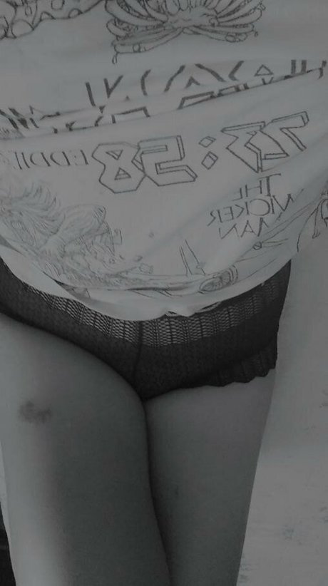 liliveil666 nacktheit erwachsene archiv