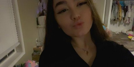 deepthroat teen onlyfans erotische exklusive bilder