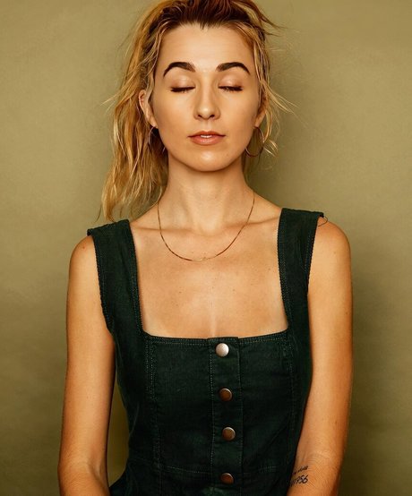 Ellory Smith beste heiße bild