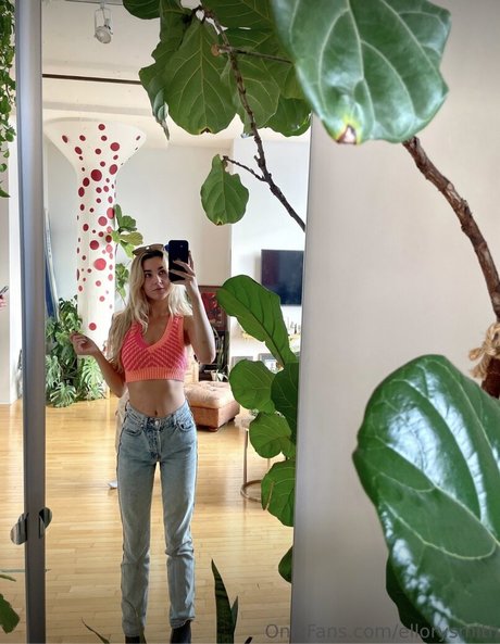 Ellory Smith hübsche nackte fotos