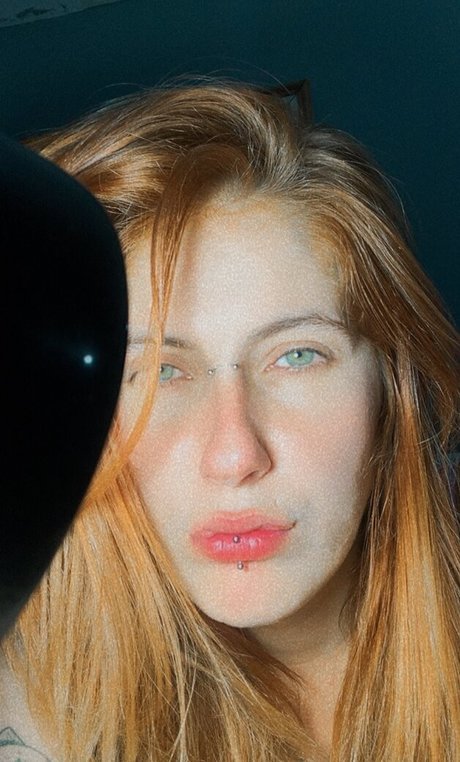 exvadiacareca exklusive nackten bilder