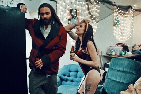 lionofthebay schauspielerin hübsche fotos